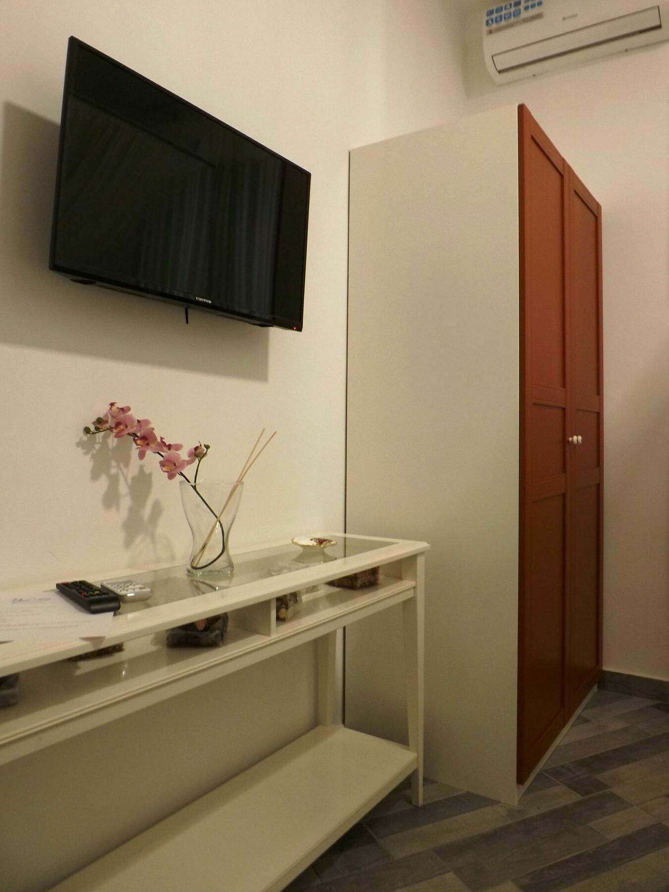 Bed and Breakfast Domus Alma Neapol Zewnętrze zdjęcie