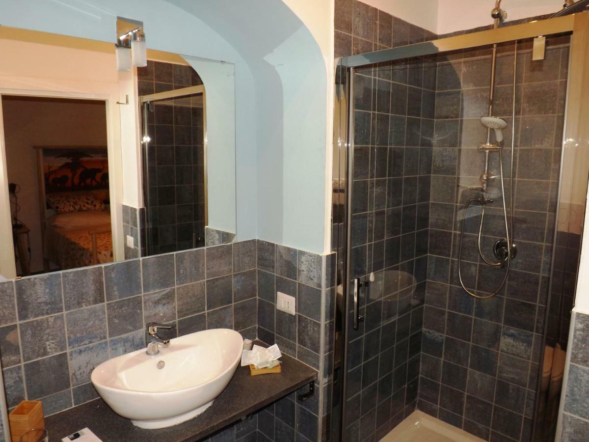 Bed and Breakfast Domus Alma Neapol Zewnętrze zdjęcie