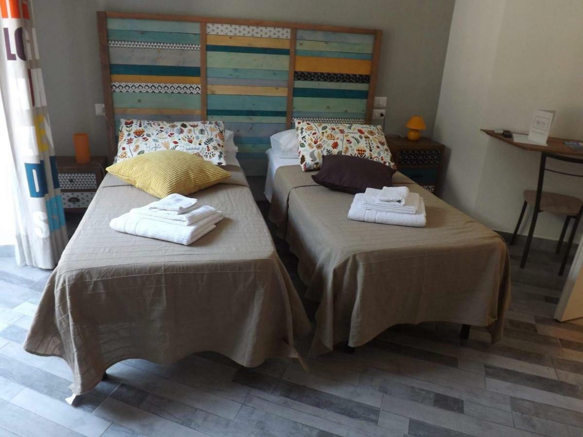 Bed and Breakfast Domus Alma Neapol Zewnętrze zdjęcie